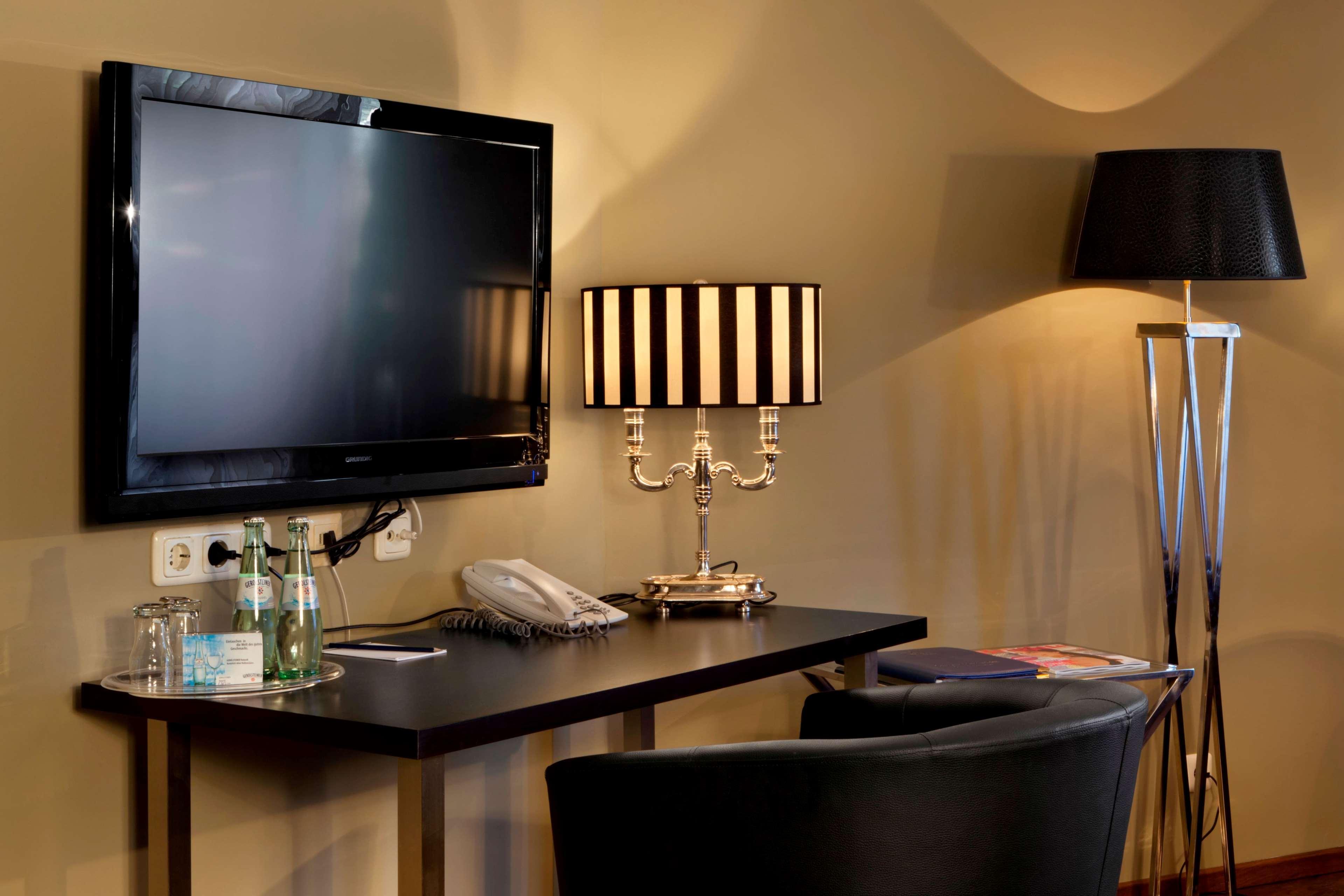 Hotel Tryp By Wyndham Luebeck Aquamarin Habitación foto